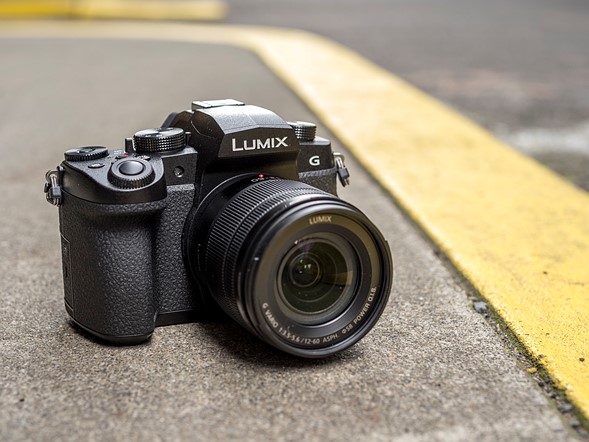 กล้องถ่ายรูปล้ำสมัย ยี่ห้อ (Panasonic Lumix G95)